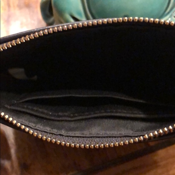 Adorable Coach coin purse - Picture 5 of 6